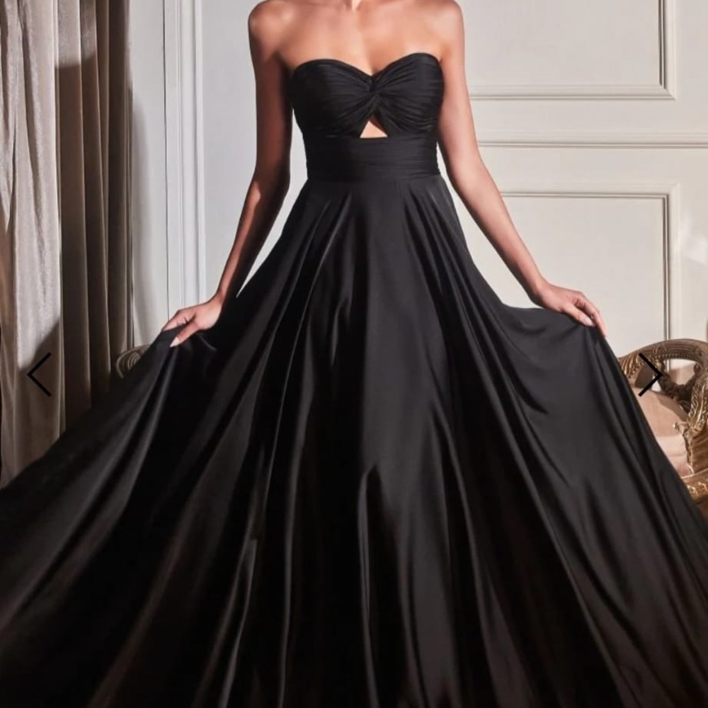 Strapless Keyhole Sweetheart Neckline A-line Gown by LaDivine Size 10